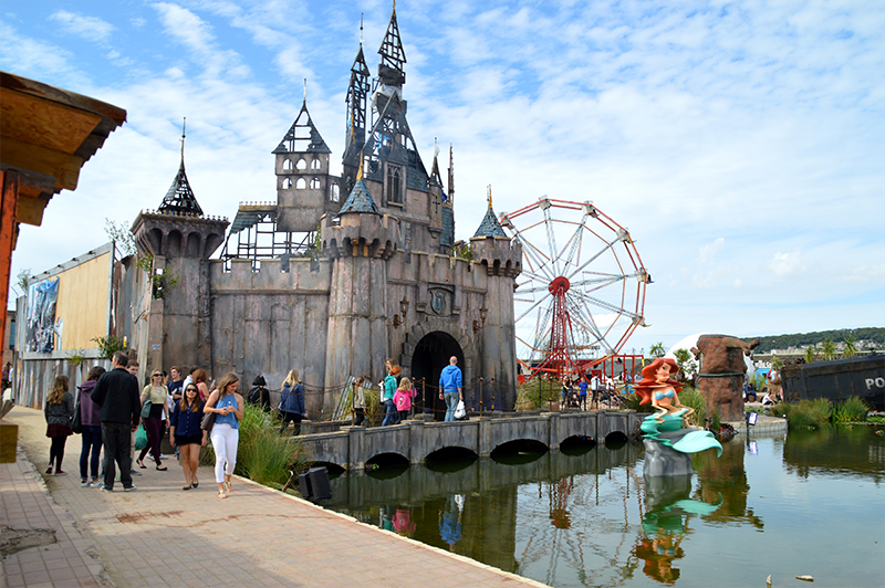 dismaland-1